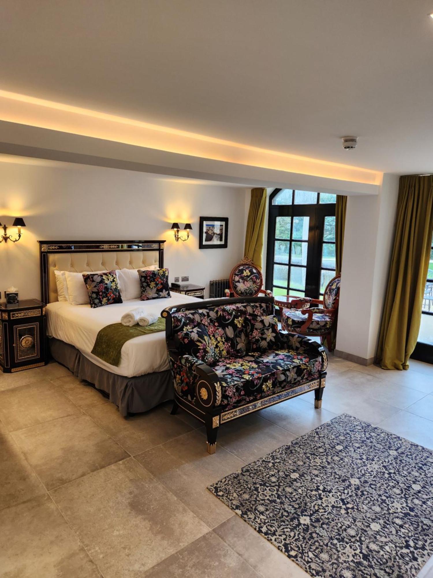 Manor 4*