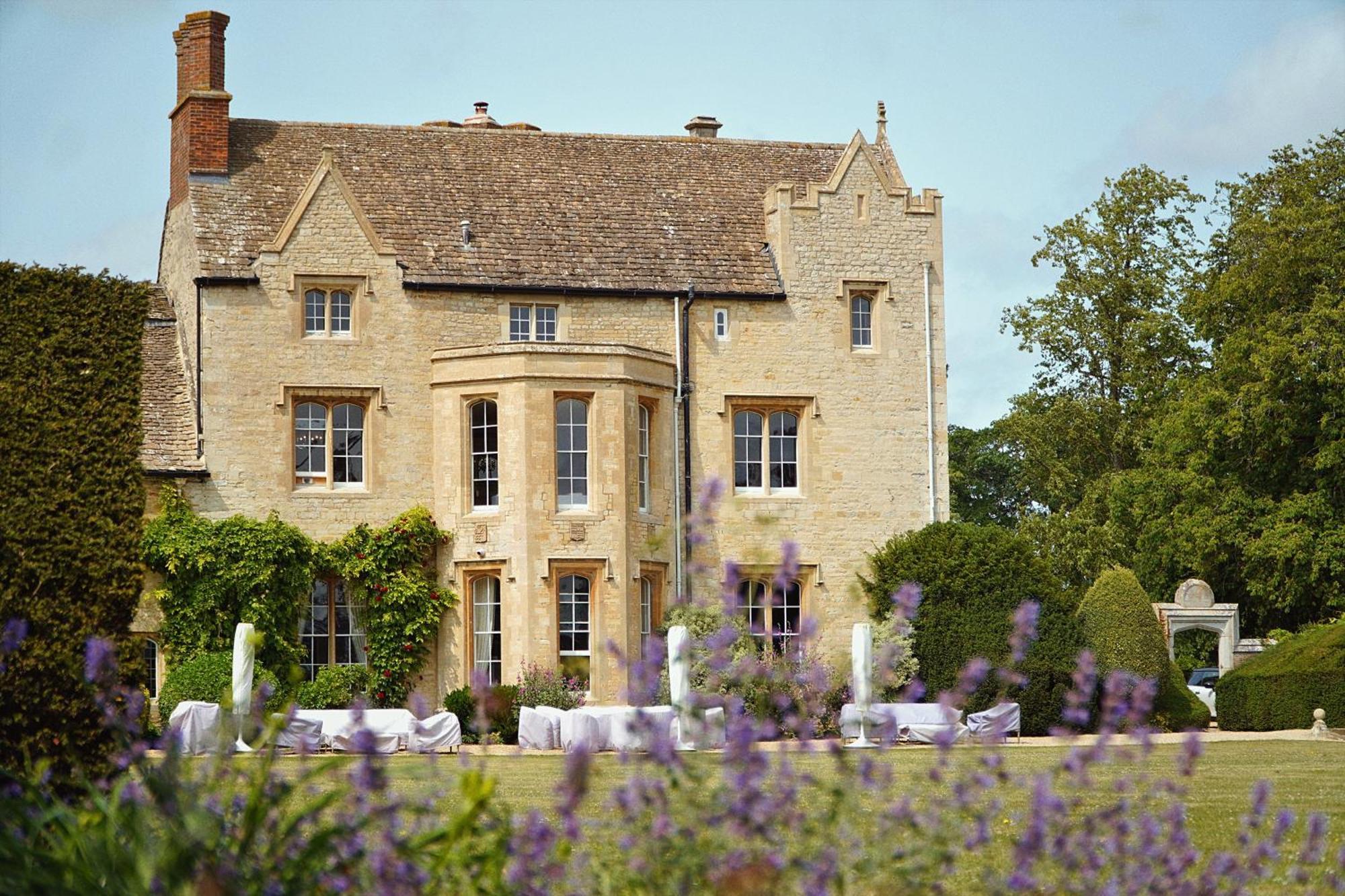 Hotel Manor